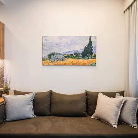 Clio - Newly Renovated With Parking * La Canea