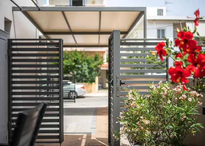 Clio - Newly Renovated With Parking