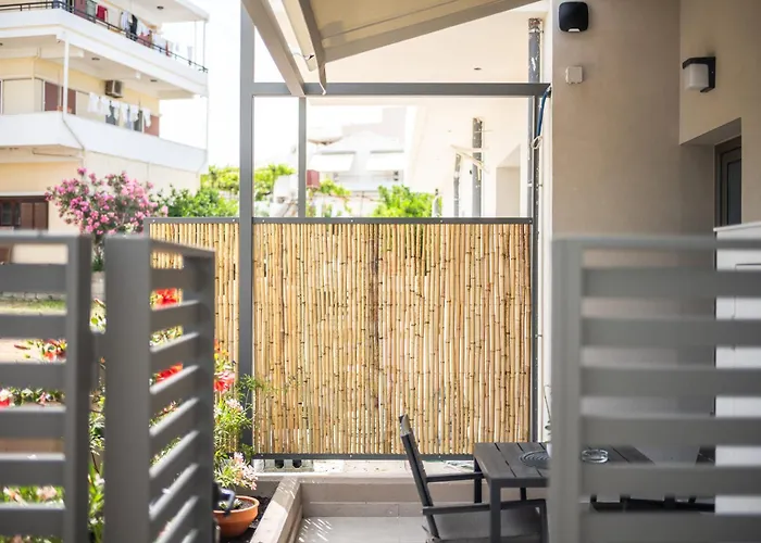 Апартаменты Clio - Newly Renovated With Parking Ханья