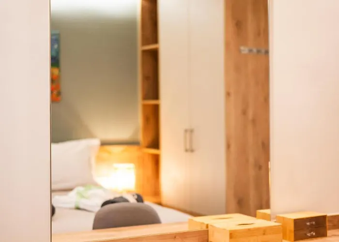 Clio - Newly Renovated With Parking Ханья