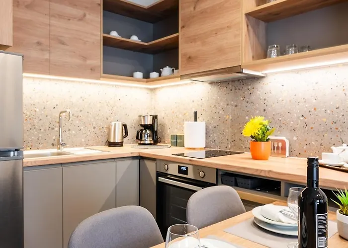 Clio - Newly Renovated With Parking Апартаменты Ханья