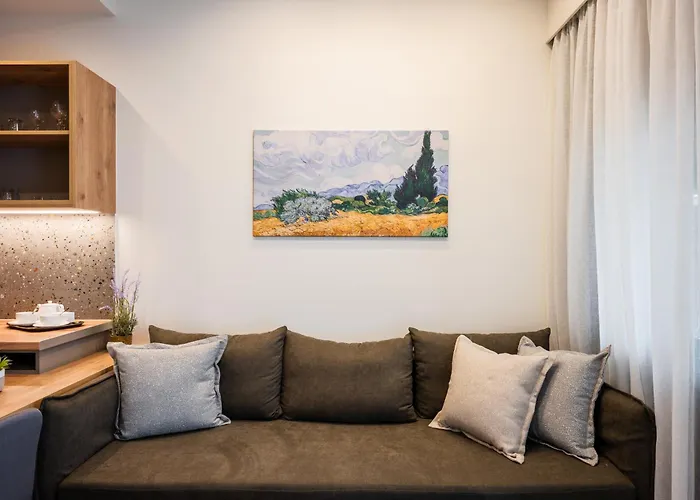 Clio - Newly Renovated With Parking * Ханья