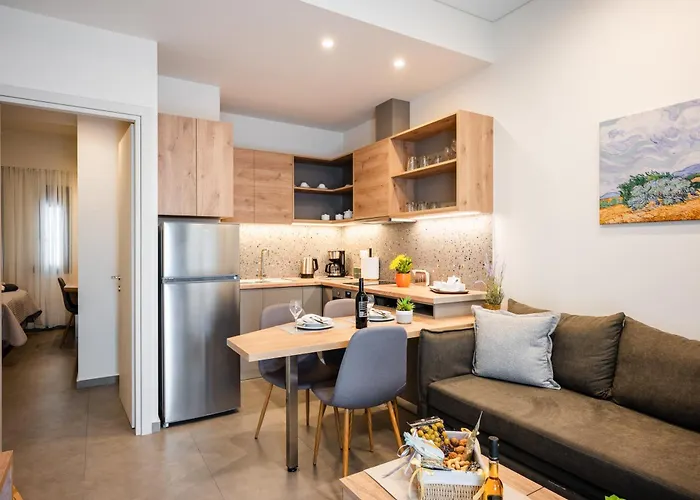 Clio - Newly Renovated With Parking Апартаменты *