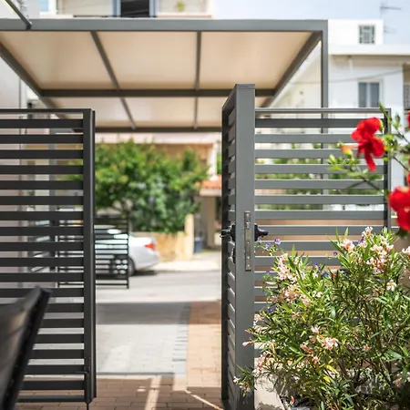 Clio - Newly Renovated With Parking