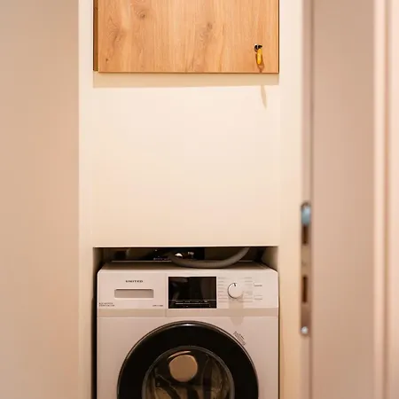 Apartment Clio - Newly Renovated With Parking *